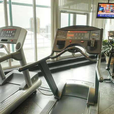 Hampton Inn & Suites, By Hilton - Vancouver Downtown 